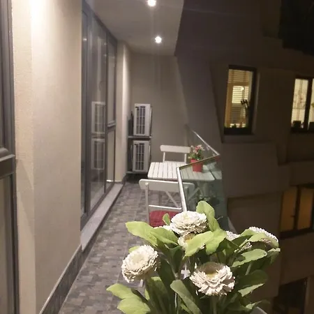 Super Luxury 부르가스