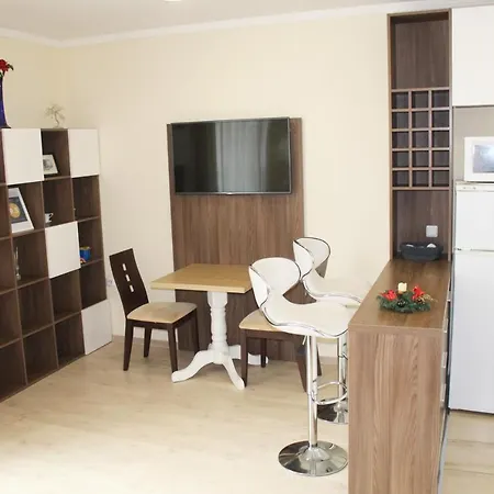 Super Luxury 아파트